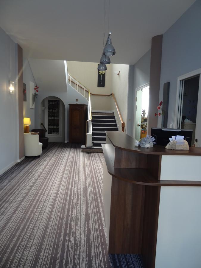 Les Ambassadeurs Otel Saint-Chamond Dış mekan fotoğraf